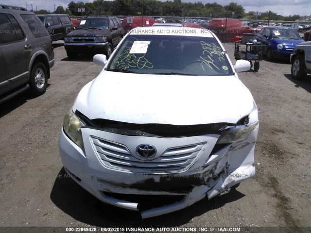 4T4BE46K18R013291 - 2008 TOYOTA CAMRY CE/LE/XLE/SE WHITE photo 6