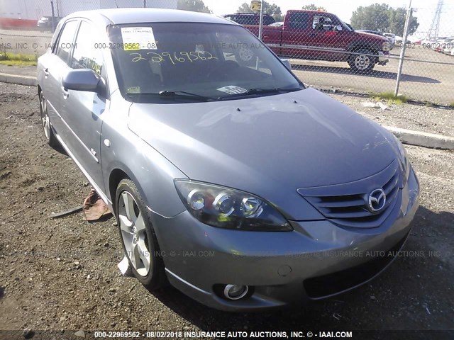 JM1BK143841204719 - 2004 MAZDA 3 HATCHBACK GRAY photo 1