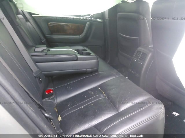 1LNHL9FT5DG601784 - 2013 LINCOLN MKS SILVER photo 8