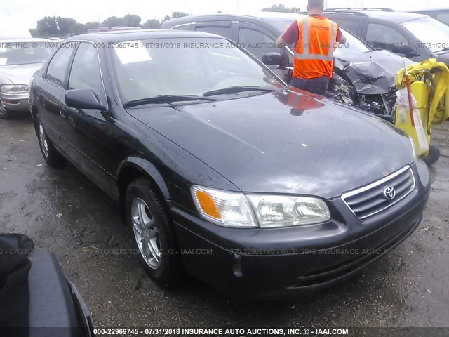 4T1BF22K5YU935581 - 2000 TOYOTA CAMRY LE/XLE 黑色 照片 1