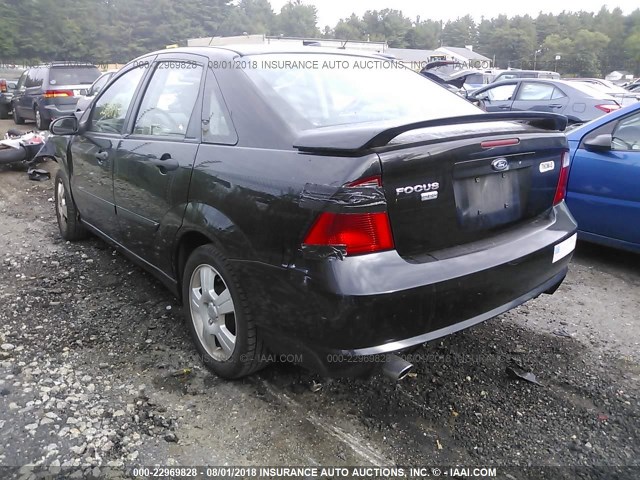 1FAHP34N17W305705 - 2007 FORD FOCUS ZX4/S/SE/SES 黑色 照片 3