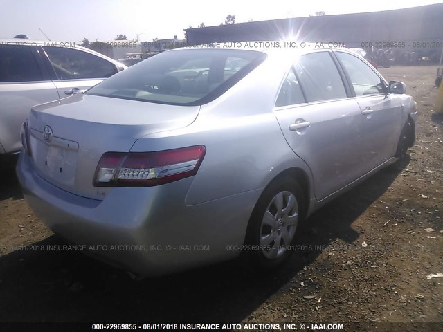 4T1BK3EK9AU597279 - 2010 TOYOTA CAMRY SE/LE/XLE 银色 照片 4