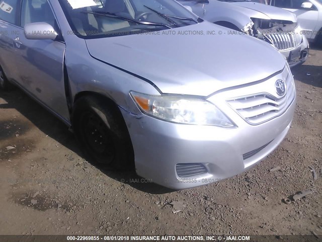 4T1BK3EK9AU597279 - 2010 TOYOTA CAMRY SE/LE/XLE SILVER photo 6