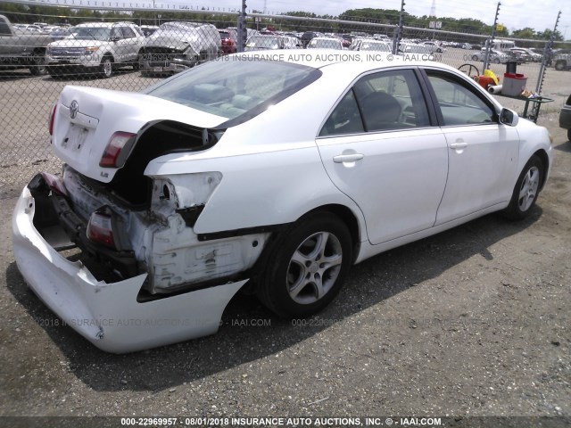 4T1BE46K37U595354 - 2007 TOYOTA CAMRY NEW GENERAT CE/LE/XLE/SE WHITE photo 4