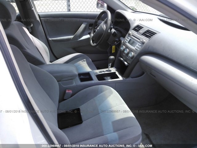 4T1BE46K37U595354 - 2007 TOYOTA CAMRY NEW GENERAT CE/LE/XLE/SE WHITE photo 5