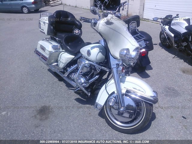 1HD1FCW172Y618407 - 2002 HARLEY-DAVIDSON FLHTCUI Ақ фото 1