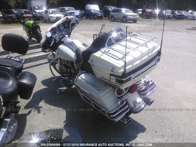 1HD1FCW172Y618407 - 2002 HARLEY-DAVIDSON FLHTCUI Ақ фото 3