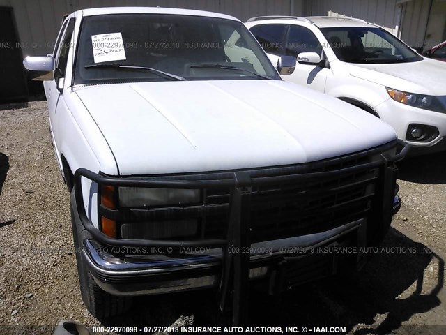 2GCEK19K8P1162872 - 1993 CHEVROLET GMT-400 K1500 Սպիտակ լուսանկար 6