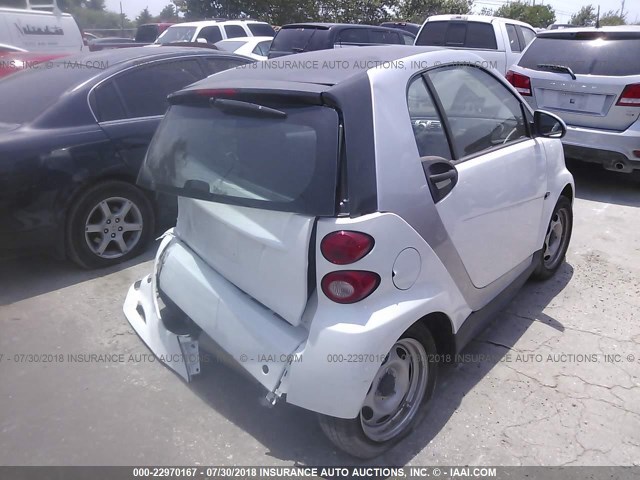 WMEEJ3BA8EK767490 - 2014 SMART FORTWO PURE/PASSION WHITE photo 4