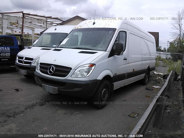 WD3PE8CC7C5690478 - 2012 MERCEDES-BENZ SPRINTER 2500 WHITE photo 2