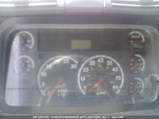 1FUJGLDRXBLAY1788 - 2011 FREIGHTLINER CASCADIA 125  Unknown photo 6