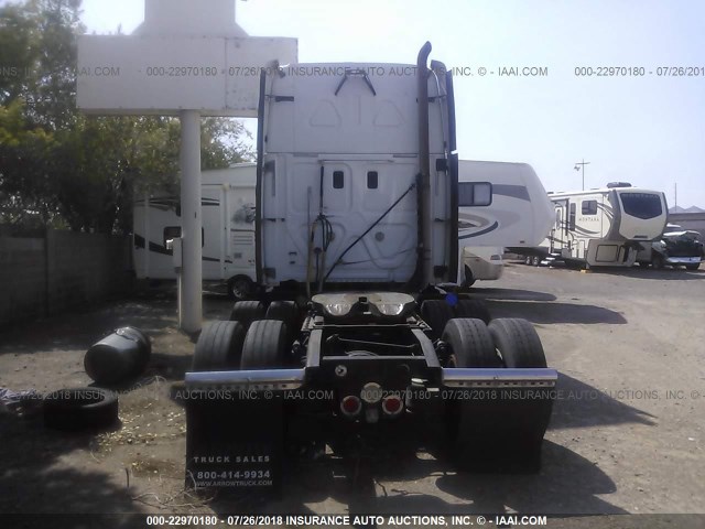 1FUJGLDRXBLAY1788 - 2011 FREIGHTLINER CASCADIA 125  Unknown photo 8