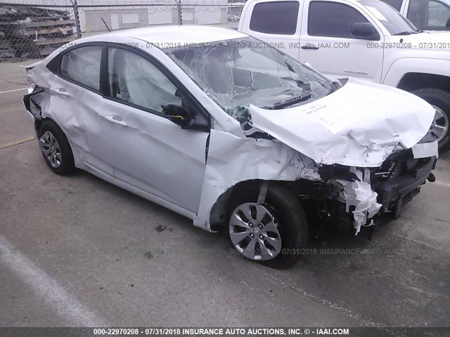 KMHCT4AE0HU368328 - 2017 HYUNDAI ACCENT SE WHITE photo 1