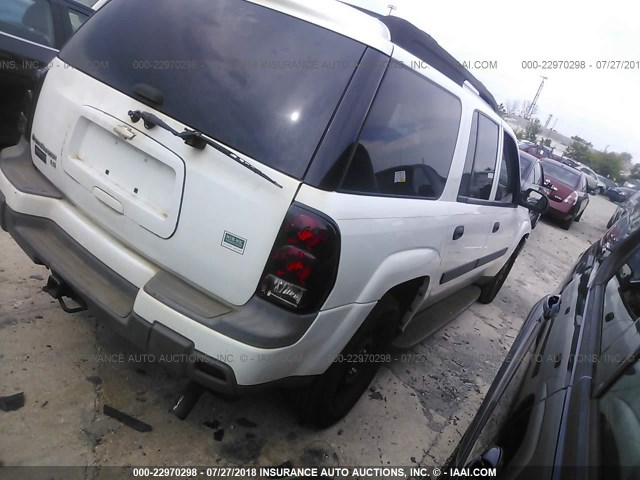 1GNET16S156164400 - 2005 CHEVROLET TRAILBLAZER EXT LS/EXT LT WHITE photo 4