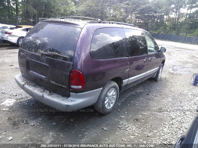 1B4GP44G2YB705730 - 2000 DODGE GRAND CARAVAN SE/SPORT PURPLE photo 4