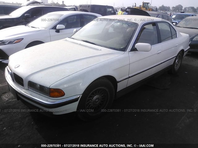 WBAGF6320SDH05423 - 1995 BMW 740 I AUTOMATIC WHITE photo 2