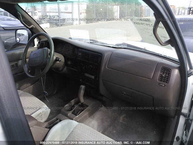 4TASN92N7YZ575920 - 2000 TOYOTA TACOMA XTRACAB PRERUNNER თეთრი ფოტო 5