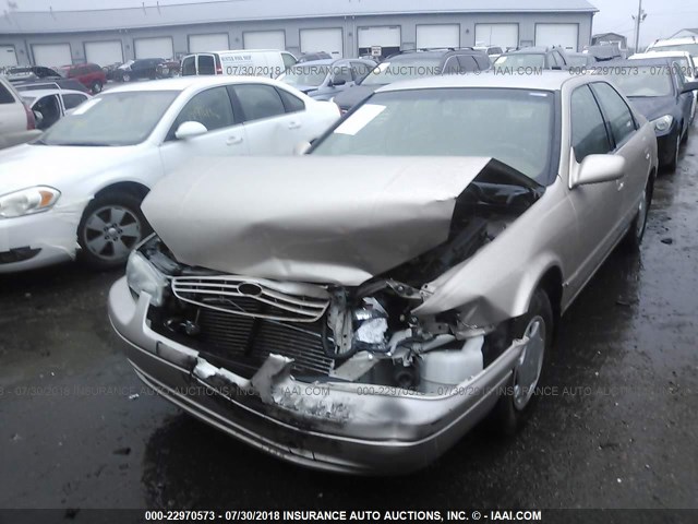 4T1BG22K5WU287864 - 1998 TOYOTA CAMRY CE/LE/XLE 金色 照片 2