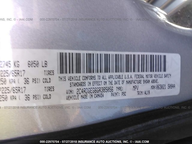 2C4RDGEG6GR385056 - 2016 DODGE GRAND CARAVAN R/T SILVER photo 9