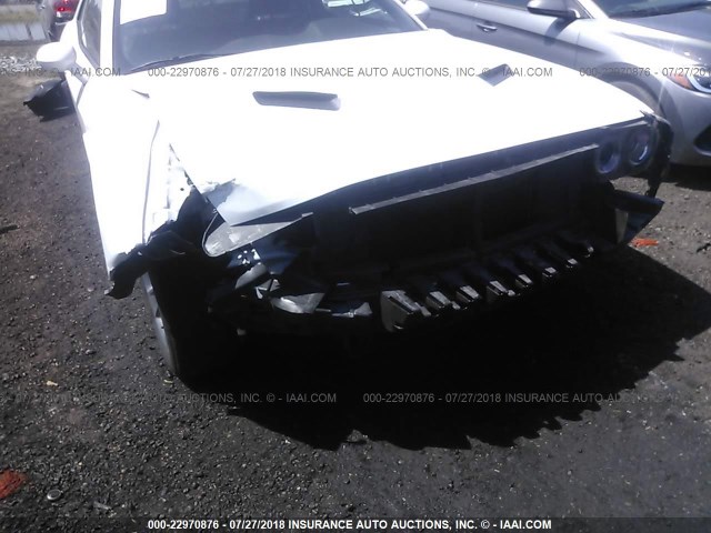 2C3CDZAG7JH123880 - 2018 DODGE CHALLENGER SXT WHITE photo 6