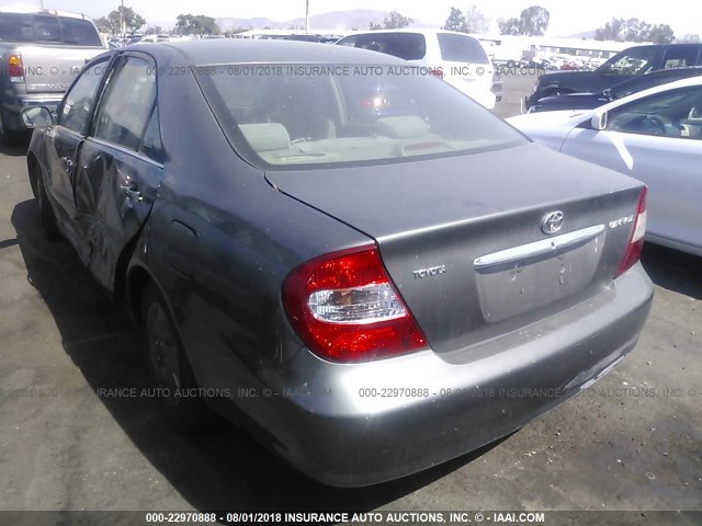 4T1BE32K44U822675 - 2004 TOYOTA CAMRY LE/XLE/SE 灰色 照片 3
