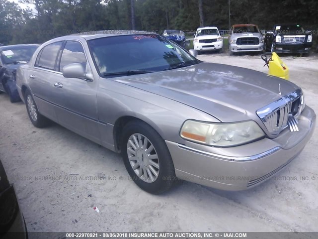 1LNHM81W63Y613024 - 2003 LINCOLN TOWN CAR EXECUTIVE TAN photo 1