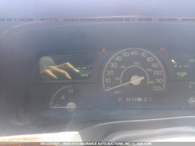 1LNHM81W63Y613024 - 2003 LINCOLN TOWN CAR EXECUTIVE Коричневый фото 7