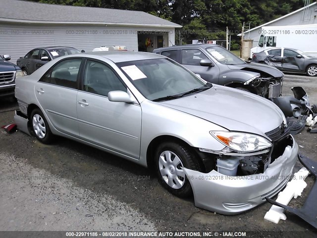 4T1BE32K24U378938 - 2004 TOYOTA CAMRY LE/XLE/SE 银色 照片 1