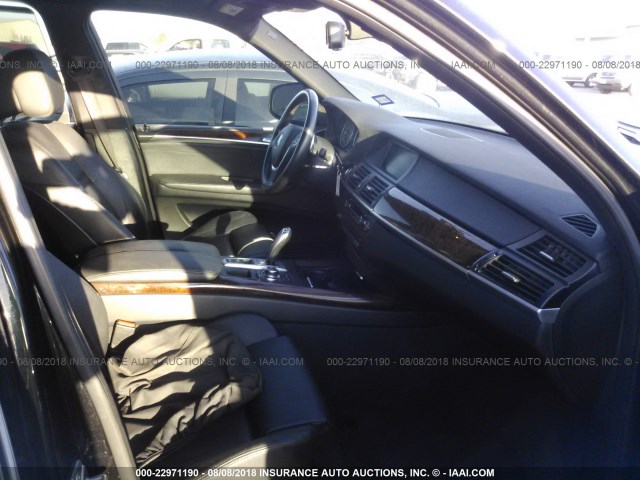 5UXZV4C51D0B03703 - 2013 BMW X5 XDRIVE35I BLACK photo 5