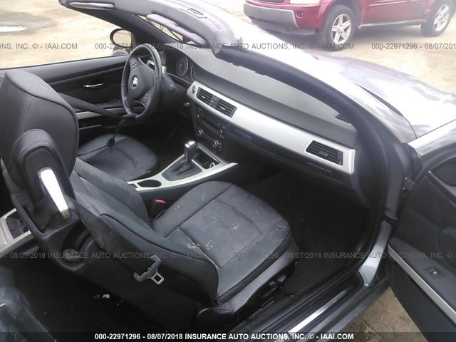 WBAWR33598P153646 - 2008 BMW 328 I SULEV GRAY photo 5