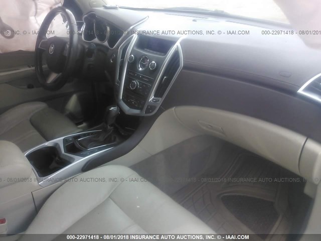 3GYFNAEY8BS618091 - 2011 CADILLAC SRX LUXURY COLLECTION WHITE photo 5