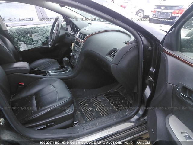 1G1ZE5E13BF218305 - 2011 CHEVROLET MALIBU LTZ 黑色 照片 5