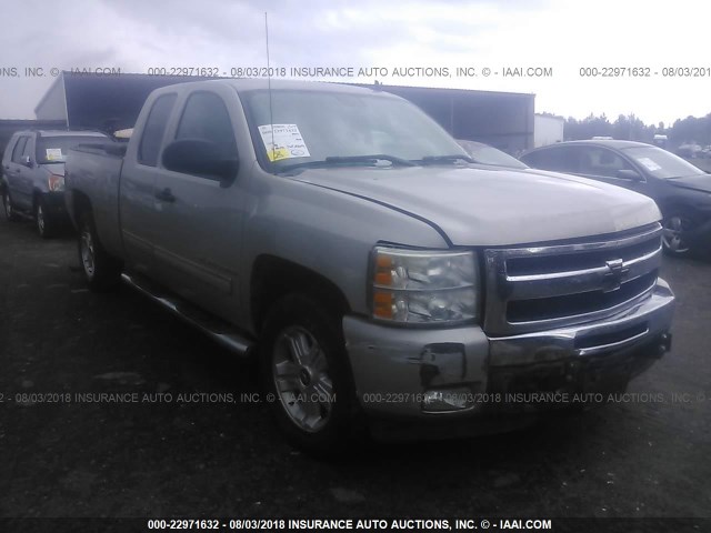 1GCEK29039Z112685 - 2009 CHEVROLET SILVERADO K1500 LT SILVER photo 1