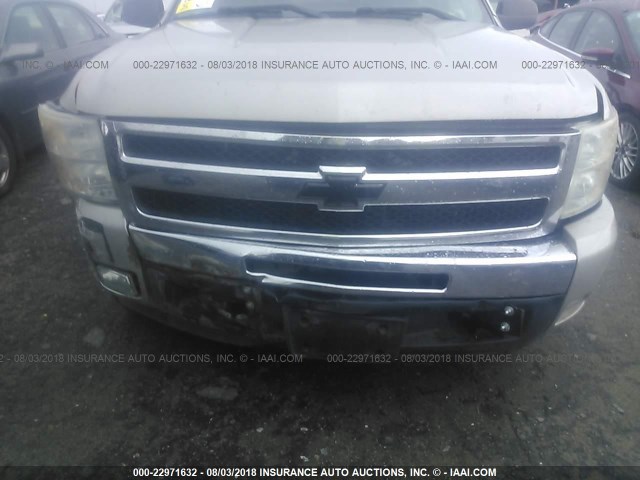 1GCEK29039Z112685 - 2009 CHEVROLET SILVERADO K1500 LT SILVER photo 6