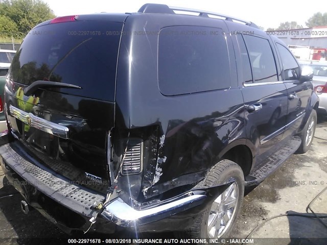 1A8HW58218F144548 - 2008 CHRYSLER ASPEN LIMITED BLACK photo 4