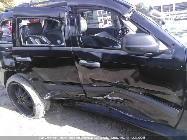 1J4GS48K65C633656 - 2005 JEEP GRAND CHEROKEE LAREDO/COLUMBIA/FREEDOM 黑色 照片 6