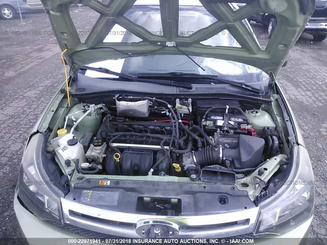 1FAHP34N98W188683 - 2008 FORD FOCUS S/SE GREEN photo 10