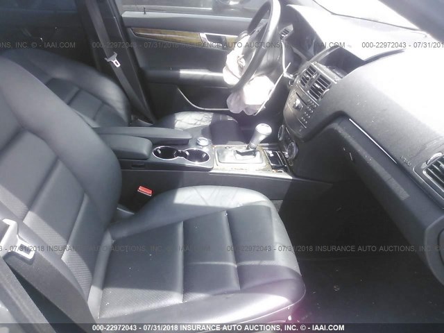 WDDGF56XX8F016770 - 2008 MERCEDES-BENZ C 350 GRAY photo 5