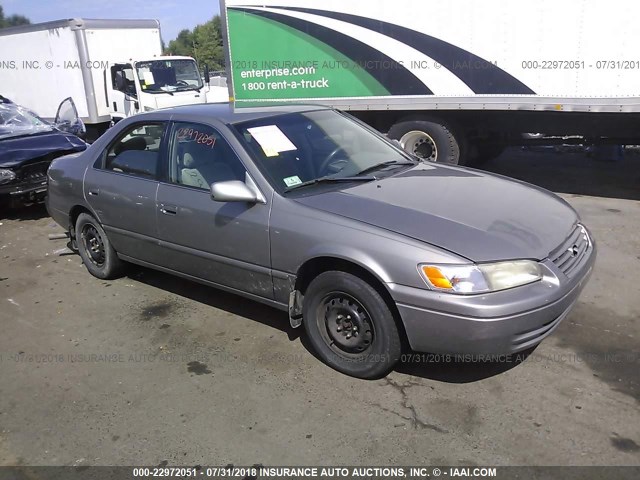 4T1BG22K5XU549710 - 1999 TOYOTA CAMRY CE/LE/XLE 灰色 照片 1