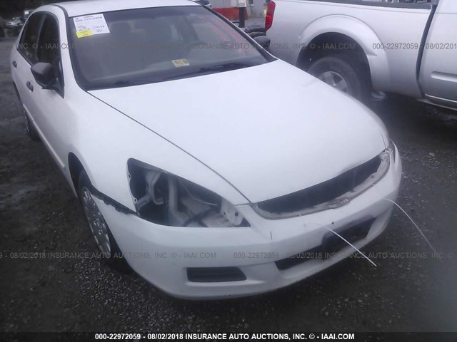 1HGCM56107A223594 - 2007 HONDA ACCORD VALUE WHITE photo 6