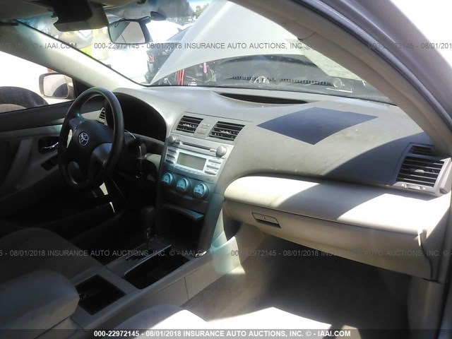 4T1BK46K48U572708 - 2008 TOYOTA CAMRY LE/XLE/SE Qəhvəyi foto 5