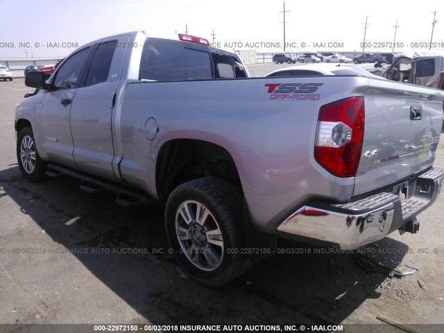 5TFUW5F12EX332632 - 2014 TOYOTA TUNDRA DOUBLE CAB SR/SR5 SILVER photo 3