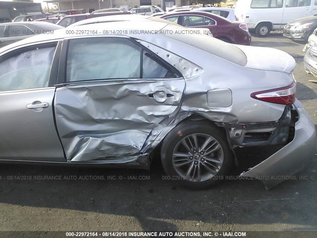 4T1BF1FK8FU957723 - 2015 TOYOTA CAMRY LE/XLE/SE/XSE SILVER photo 6