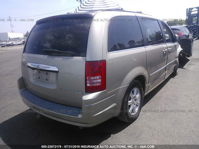 2A8HR54159R570788 - 2009 CHRYSLER TOWN & COUNTRY TOURING GOLD photo 4