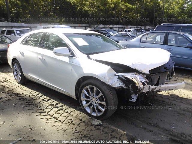 2G61M5S35F9201908 - 2015 CADILLAC XTS LUXURY COLLECTION WHITE photo 1