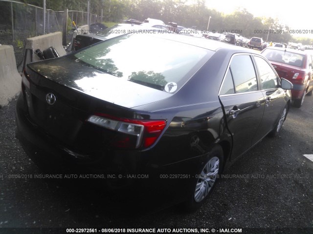 4T4BF1FK6CR181836 - 2012 TOYOTA CAMRY SE/LE/XLE BLACK photo 4