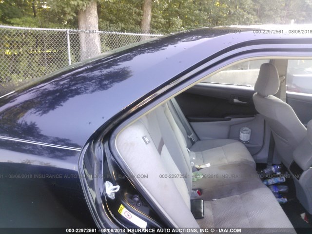 4T4BF1FK6CR181836 - 2012 TOYOTA CAMRY SE/LE/XLE BLACK photo 8