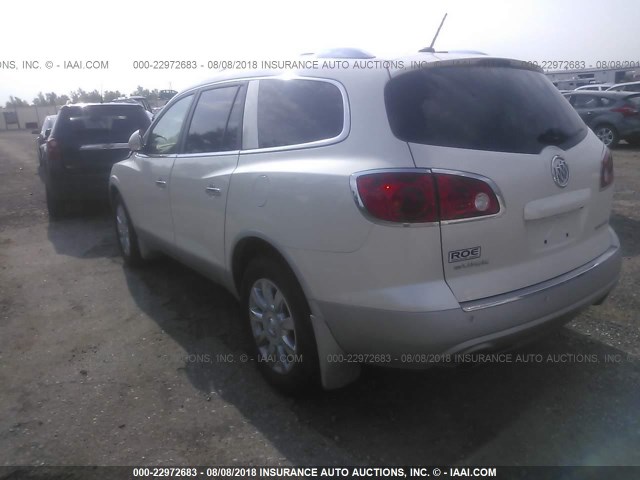5GAKRDED1CJ142357 - 2012 BUICK ENCLAVE WHITE photo 3