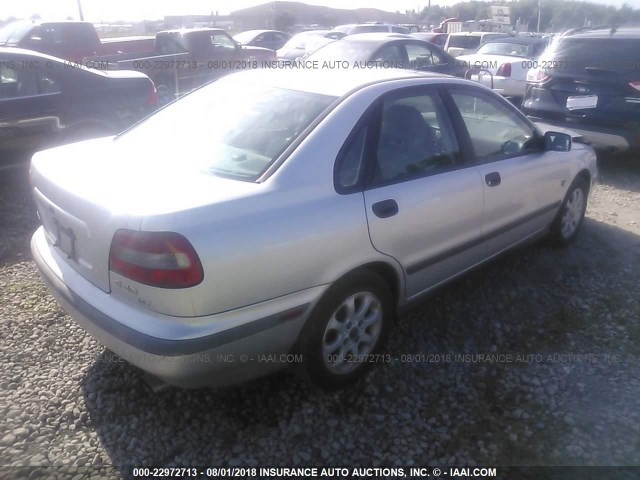 YV1VS2553YF575308 - 2000 VOLVO S40 SILVER photo 4