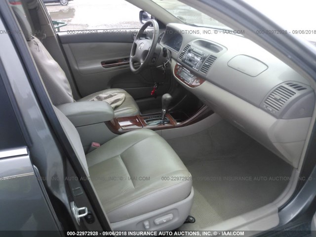 4T1BF32K74U573768 - 2004 TOYOTA CAMRY LE/XLE/SE Boz foto 5